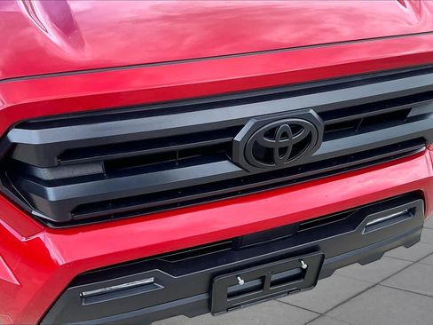 Certified 2026 Toyota Tacoma SR5 AWD/4WD image 29