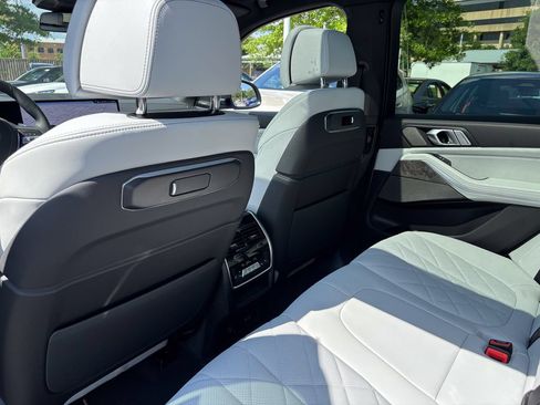 New 2026 BMW X5 xDrive40i w/ Climate Comfort Package AWD/4WD image 29