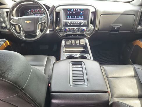 Used 2018 Chevrolet Silverado 1500 LTZ w/ Sport Package AWD/4WD image 13
