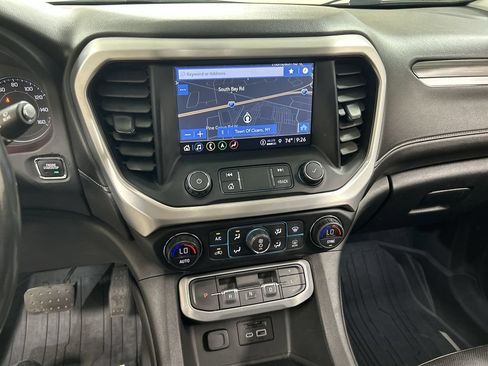 Used 2021 GMC Acadia SLT w/ LPO, Floor Liner Package AWD/4WD image 19