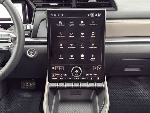 Used 2025 GMC Terrain Elevation w/ Elevation Premium Package image 20