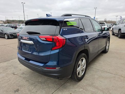 Used 2019 GMC Terrain SLE w/ Driver Convenience Package image 6