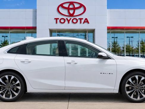 Used 2024 Chevrolet Malibu LT FWD image 12