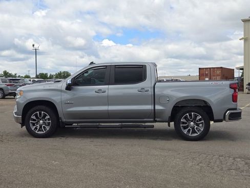 Used 2025 Chevrolet Silverado 1500 LT w/ Texas Edition Plus AWD/4WD image 4
