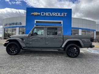 Used 2023 Jeep Gladiator Overland video 1