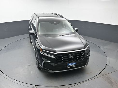 Used 2023 Honda Pilot Touring image 43