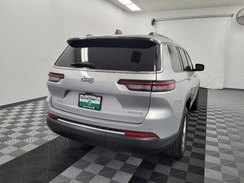 Used 2023 Jeep Grand Cherokee L Laredo AWD/4WD image 7