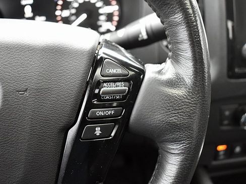 Used 2022 Nissan Frontier PRO-4X w/ Pro-4X Premium Package image 38