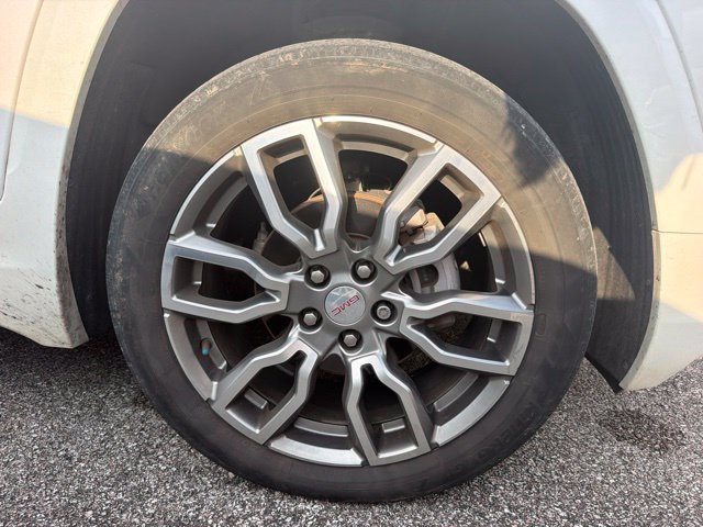 Used 2023 GMC Terrain Denali w/ LPO, Floor Liner Package AWD/4WD image 10