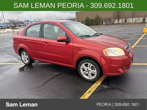 Used 2011 Chevrolet Aveo LT image 3