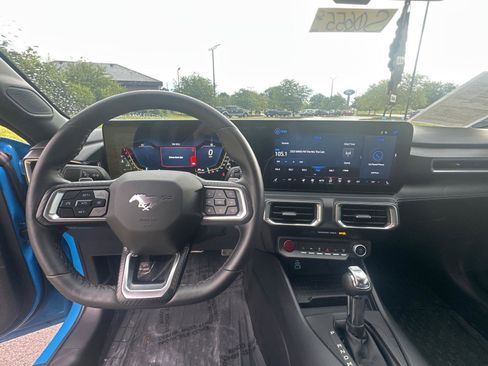 Used 2024 Ford Mustang GT Premium RWD image 2