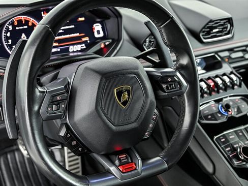 Used 2016 Lamborghini Huracan LP 610-4 AWD/4WD image 21