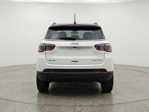 Used 2025 Jeep Compass Limited AWD/4WD image 7