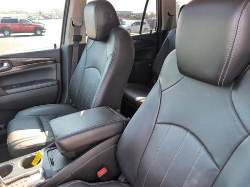 Used 2017 Buick Enclave Premium w/ Experience Buick Package AWD/4WD image 15