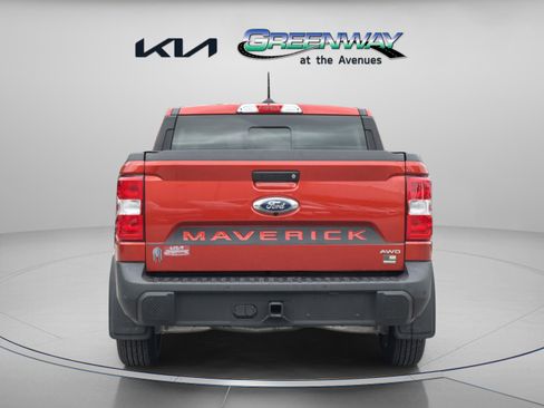 Used 2024 Ford Maverick Lariat w/ 4K Tow Package AWD/4WD image 6