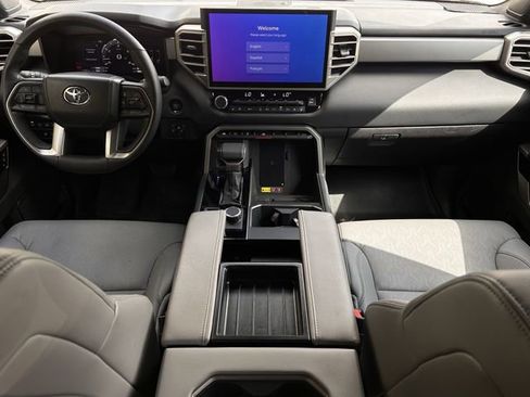 Used 2025 Toyota Tundra Limited image 11