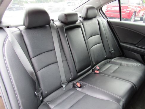 Used 2016 Honda Accord Touring image 34