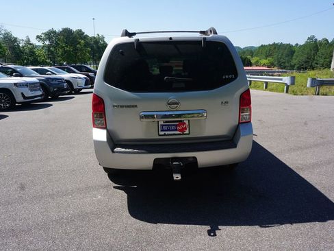 Used 2012 Nissan Pathfinder LE image 21