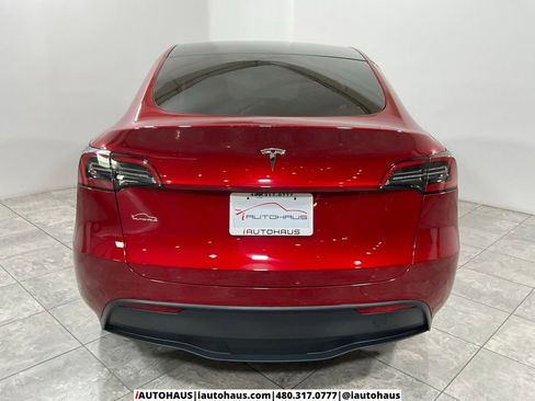 Used 2025 Tesla Model Y Long Range image 5