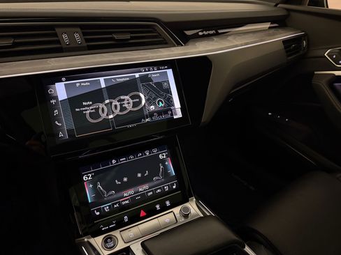 Certified 2023 Audi e-tron Prestige w/ Prestige Package AWD/4WD image 18