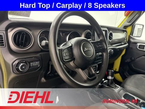 Used 2022 Jeep Wrangler Sport AWD/4WD image 16