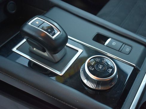 Used 2023 Mitsubishi Outlander SE image 26