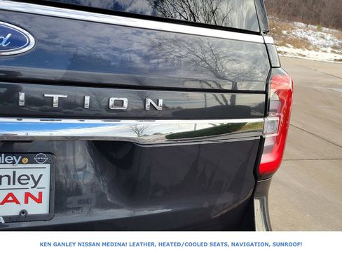 Used 2024 Ford Expedition Limited image 15