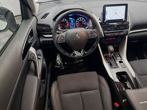 Used 2024 Mitsubishi Eclipse Cross AWD image 23