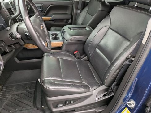 Used 2018 Chevrolet Silverado 1500 LTZ w/ Sport Package AWD/4WD image 11