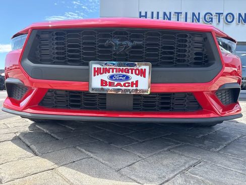 Used 2025 Ford Mustang Premium RWD image 25