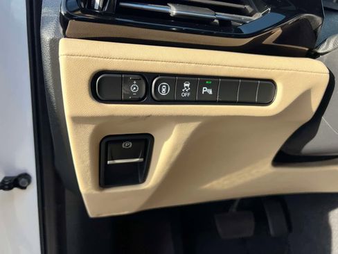 Used 2023 Acura MDX SH-AWD w/ Technology Package image 17