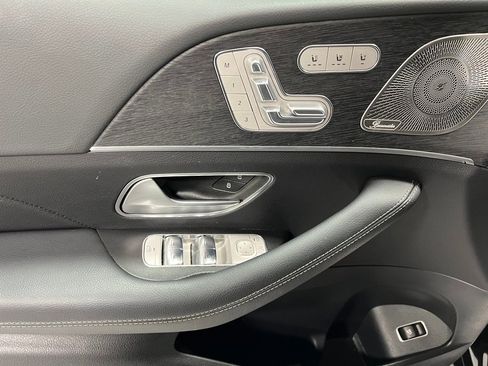 Used 2025 Mercedes-Benz GLE 450 4MATIC image 18