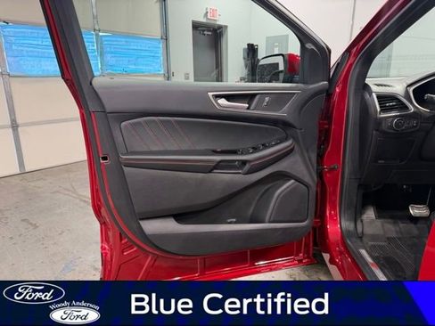 Certified 2020 Ford Edge ST-Line image 25