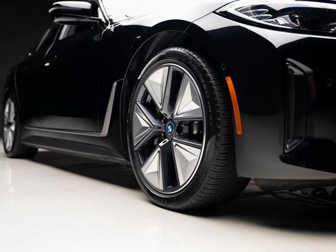 Used 2023 BMW i4 eDrive40 w/ Premium Package image 77