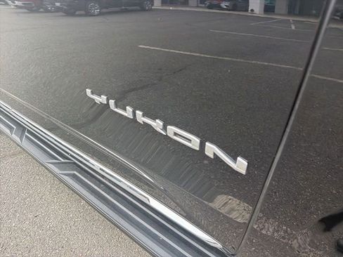 Used 2021 GMC Yukon SLT image 6