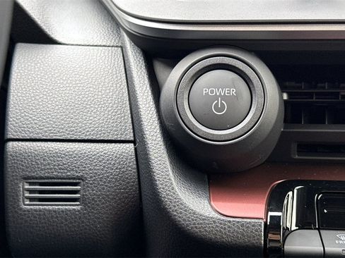 New 2026 Toyota Prius SE image 22