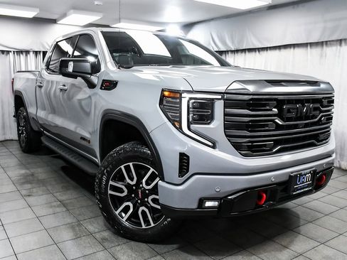 Used 2024 GMC Sierra 1500 AT4 w/ Technology Package image 3