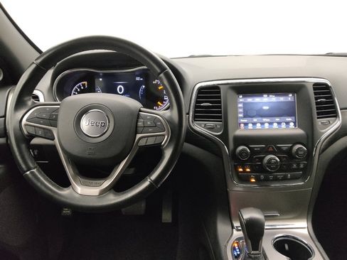 Used 2021 Jeep Grand Cherokee Laredo RWD image 22