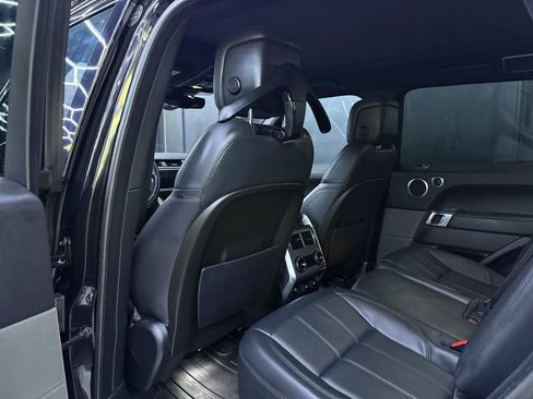 Used 2019 Land Rover Range Rover Sport Supercharged AWD/4WD image 18