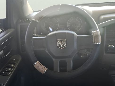 Used 2011 RAM 1500 ST w/ ST Popular Equipment Group AWD/4WD image 35