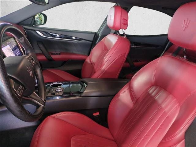 Used 2021 Maserati Ghibli S RWD image 17
