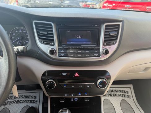 Used 2017 Hyundai Tucson SE FWD image 13