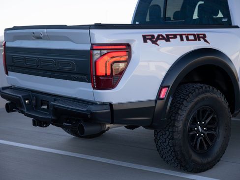 Used 2025 Ford F150 Raptor image 10