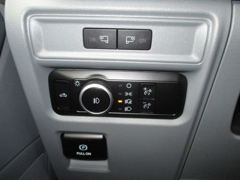 Used 2023 Ford F150 XLT w/ Equipment Group 301A Mid image 35