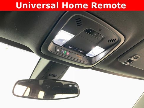 Certified 2022 Chevrolet Traverse LT image 30