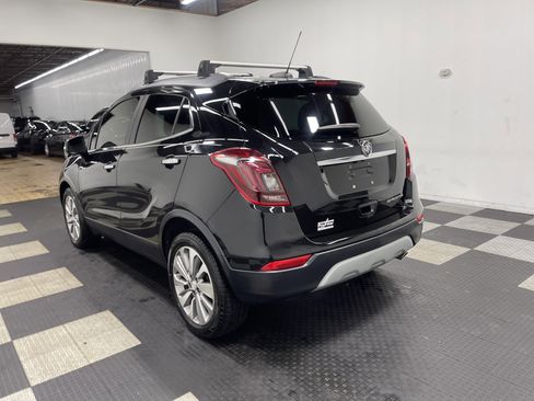 Used 2019 Buick Encore Preferred image 2