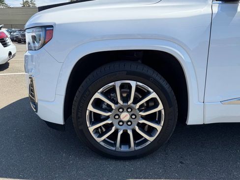 Used 2023 GMC Acadia Denali AWD/4WD image 14