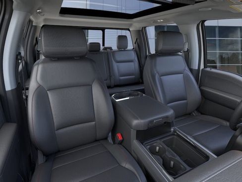 New 2025 Ford F250 Lariat w/ Lariat Ultimate Package image 10