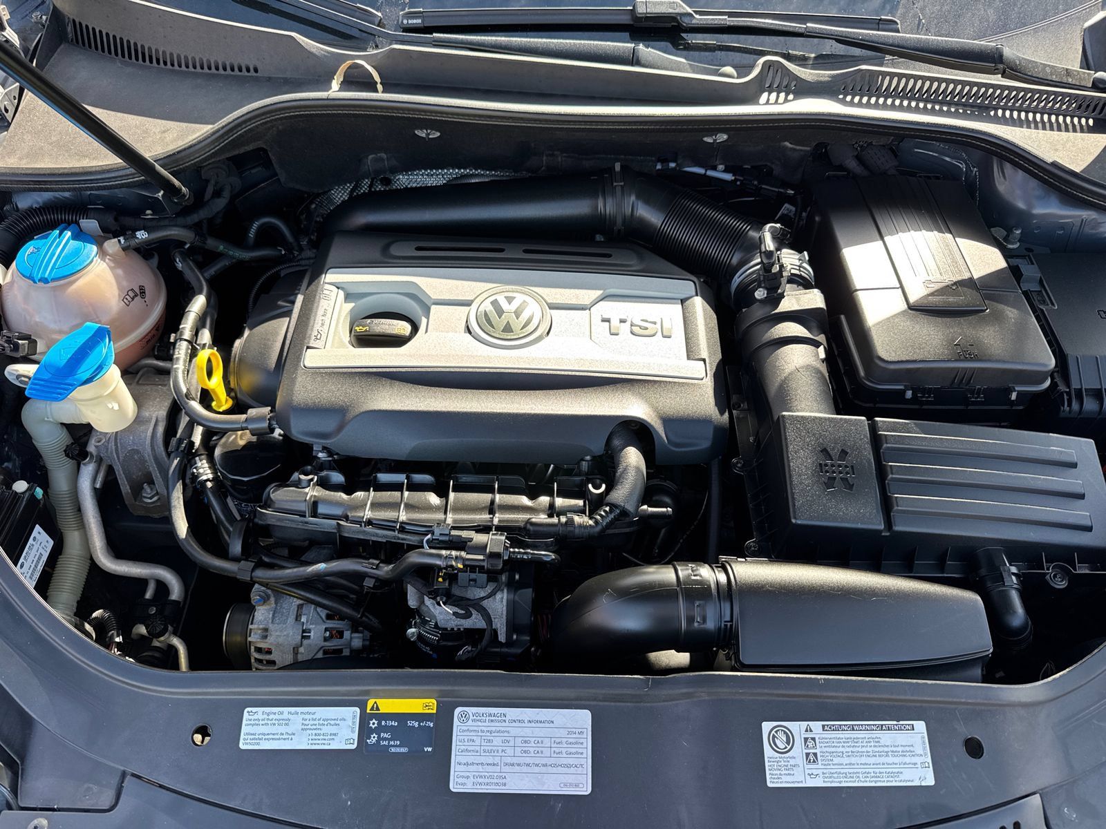 Used 2014 Volkswagen Eos Komfort FWD image 4