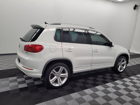Used 2016 Volkswagen Tiguan R-Line FWD image 10